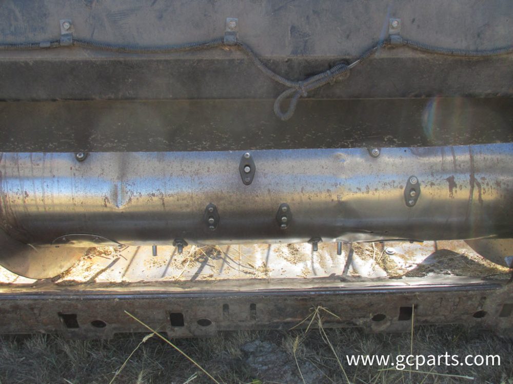9710 13FT HEADER W 12FT SWATHMASTER 8680 9 Gratton Coulee Used Ag Agri Equipment Parts Tires Tractors Combines GCParts 6